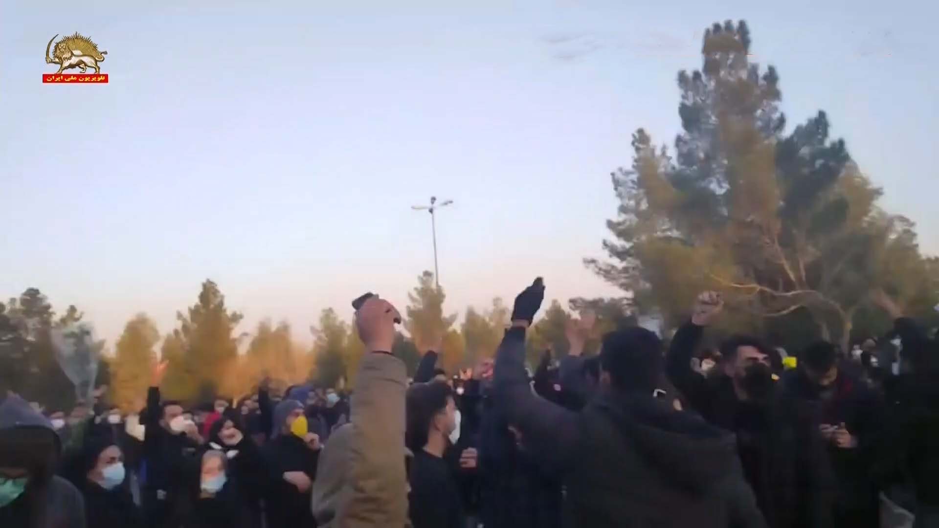 صدو ششمین روز قیام سراسری مردم ایران